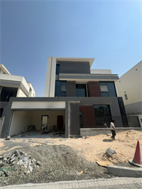 Paradise Hills — construction site