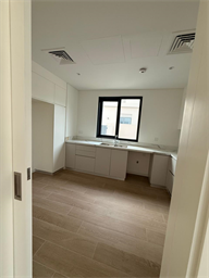 Jebel Ali Village Townhouses- Phase 1 — construction site