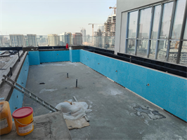 Q Gardens Lofts — construction site