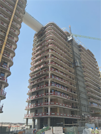 Azizi Venice 5 — construction site