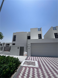 Sunrise Living At Jumeirah Park — construction site