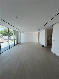Sunrise Living At Jumeirah Park — construction site