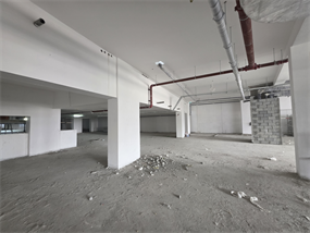Montage — construction site