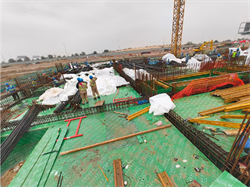 Azizi Venice 12 — construction site