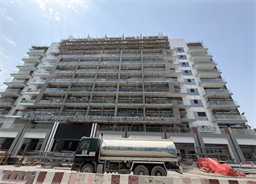 Azizi Riviera 64 — construction site